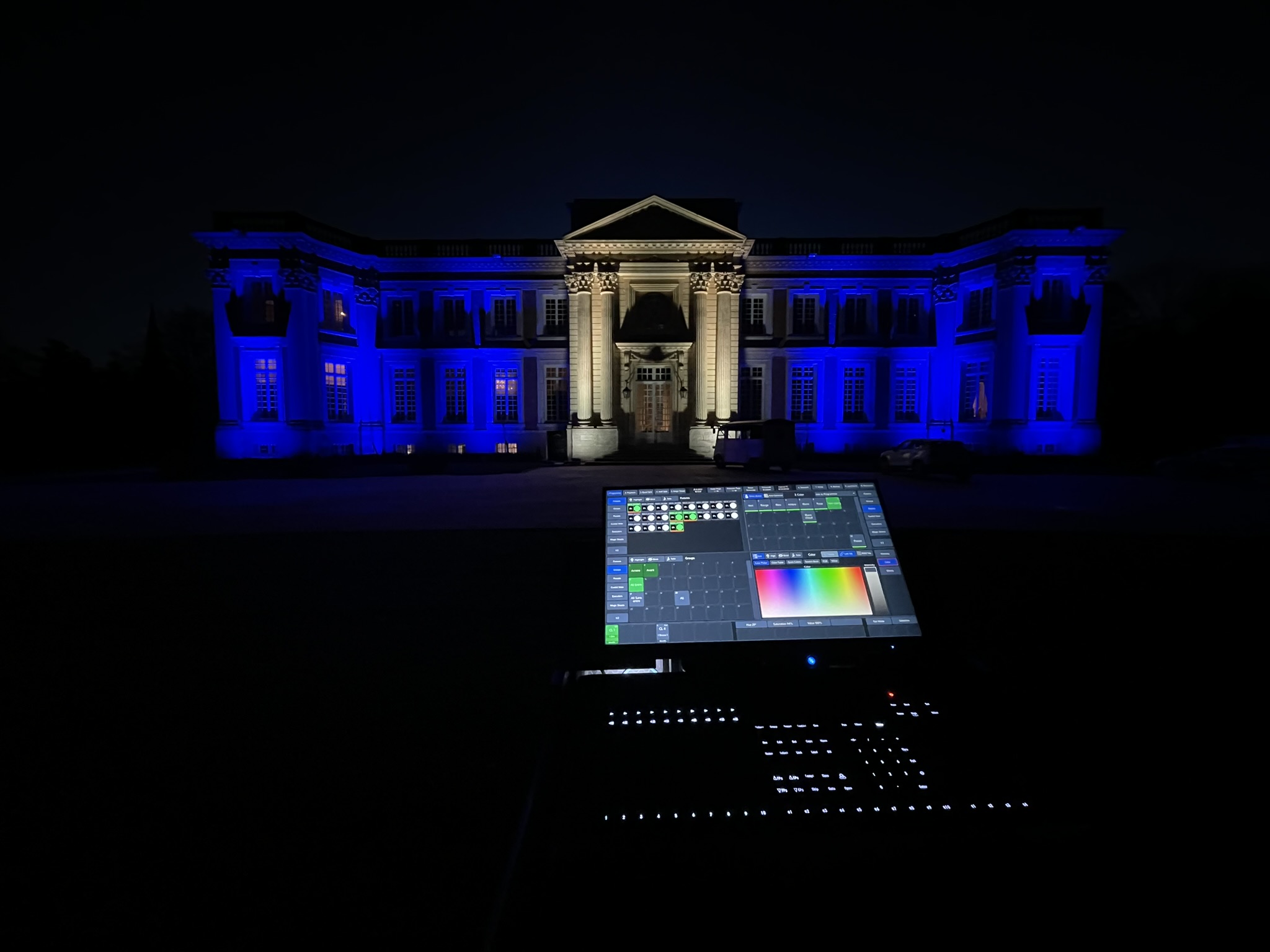 Installation lumineuse sur un chateau